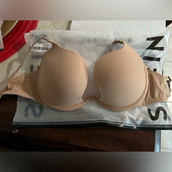 Bra - Picture 2 of 3